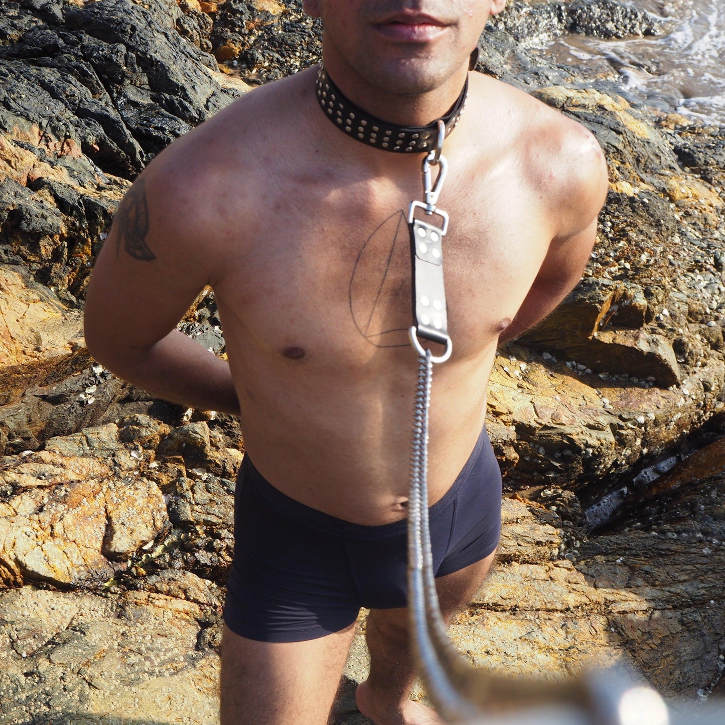 SUBMISSIVE COLLAR AND LEASH - Subculture