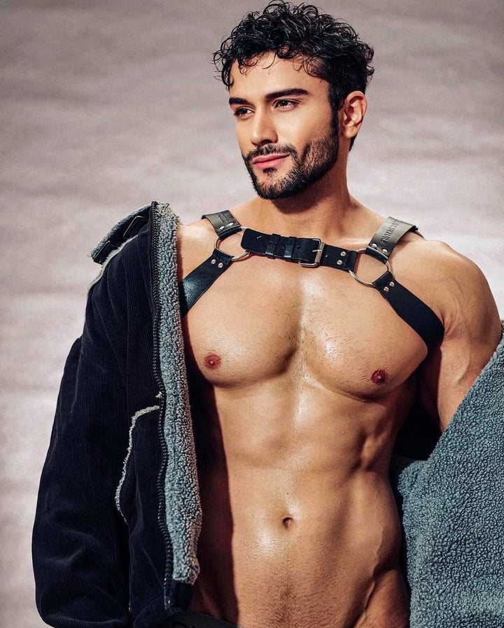 Leather harness guide for chest, body, belt and lingerie harness styles
