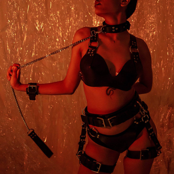 Nora Unisex Restraint Set, genuine leather restraint cuffs by Subculture, close-up