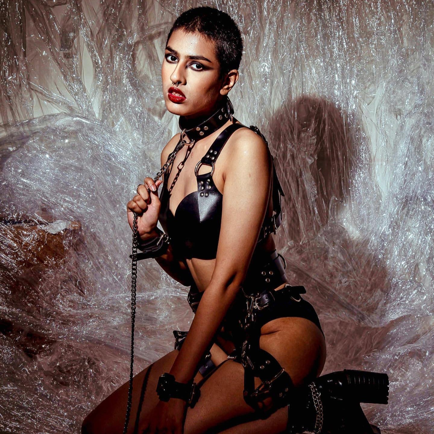 kinkwear bondage set india