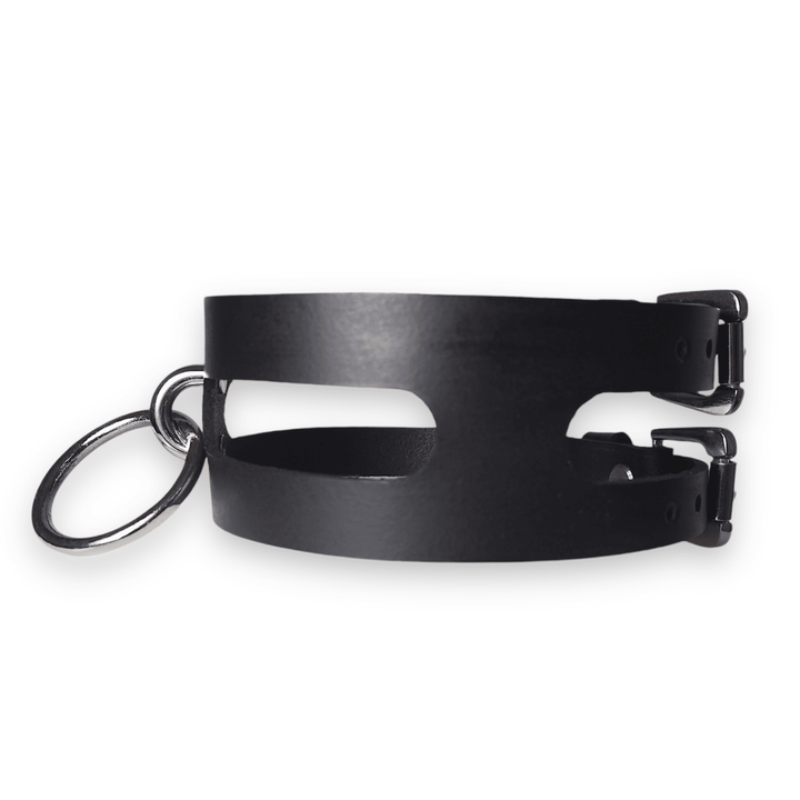 Cassandra Unisex Leather Collar, genuine leather collar by Subculture, detail view